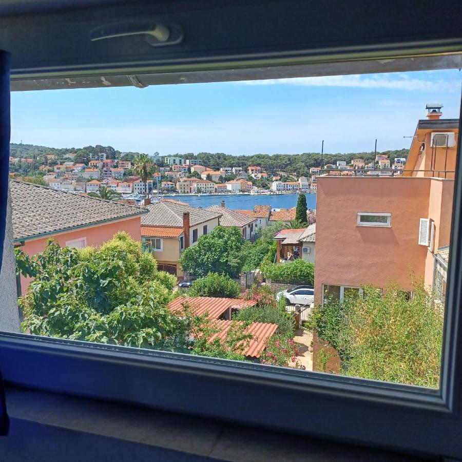 מאלי לוסיניי Apartments Losinj מראה חיצוני תמונה