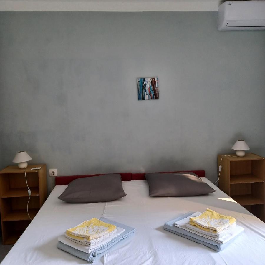 מאלי לוסיניי Apartments Losinj מראה חיצוני תמונה